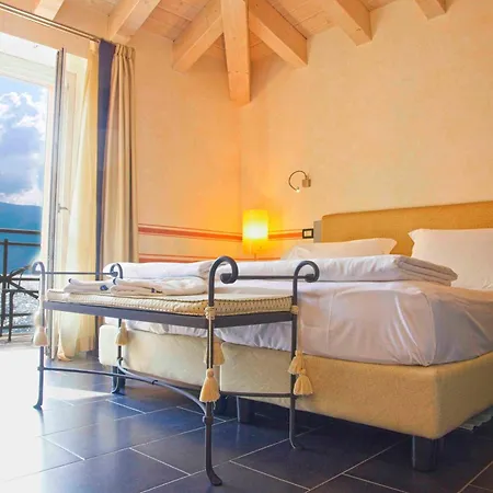 Hotel Bogliaco