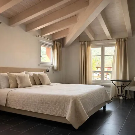 Boutique Bogliaco Отель