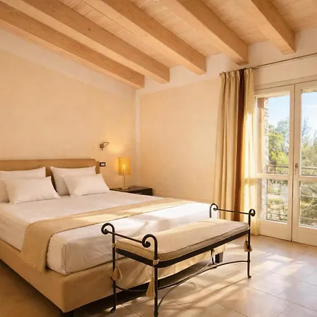 Boutique Bogliaco Отель 4*