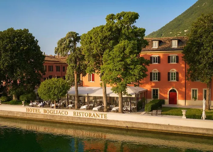 Отель Boutique Bogliaco 4*