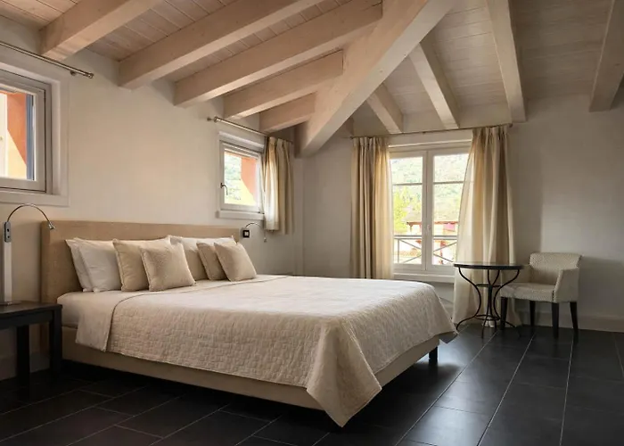 Boutique Bogliaco Отель